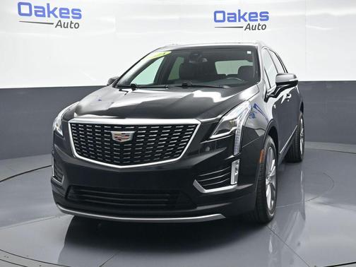 Stellar Black Metallic 2024 Cadillac XT5 Premium Luxury