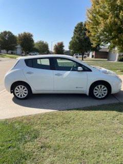 2015 Nissan Leaf S