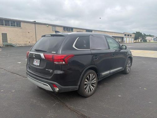Labrador Black Metallic 2019 Mitsubishi Outlander GT