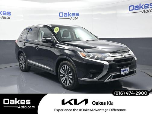 Labrador Black Metallic 2019 Mitsubishi Outlander GT