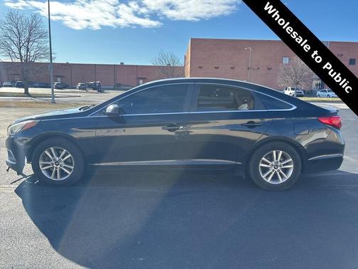 2017 Hyundai SONATA SE