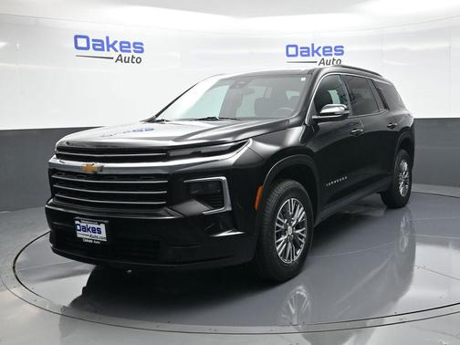 2024 Chevrolet Traverse LT