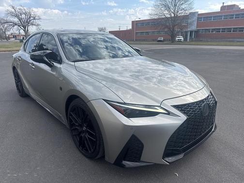2022 Lexus IS 350 Base