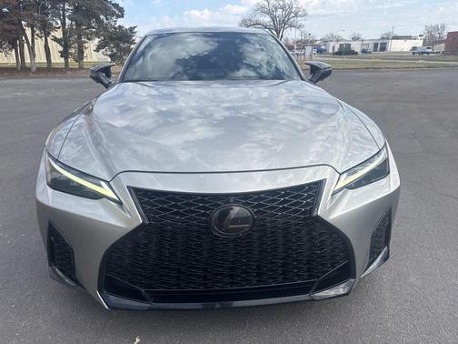 2022 Lexus IS 350 Base