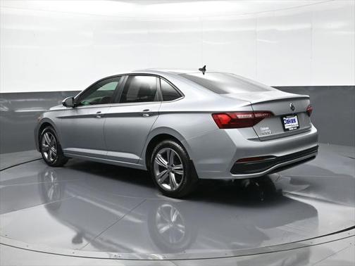2022 Volkswagen Jetta 1.5T SE