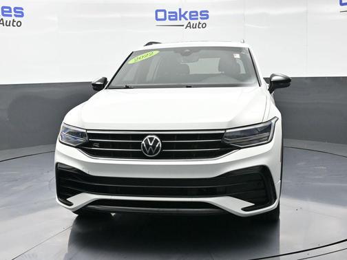 2022 Volkswagen Tiguan 2.0T SE R-Line Black 4MOTION