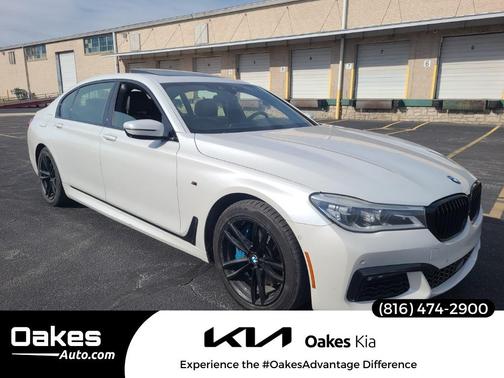 2016 BMW 750 i xDrive