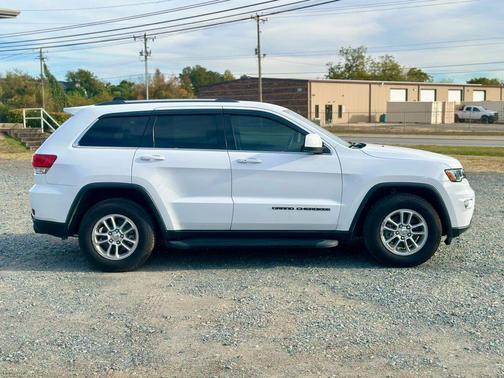 2018 Jeep Grand Cherokee Laredo E