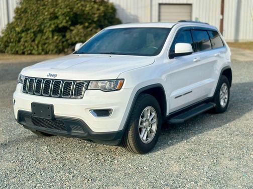 2018 Jeep Grand Cherokee Laredo E