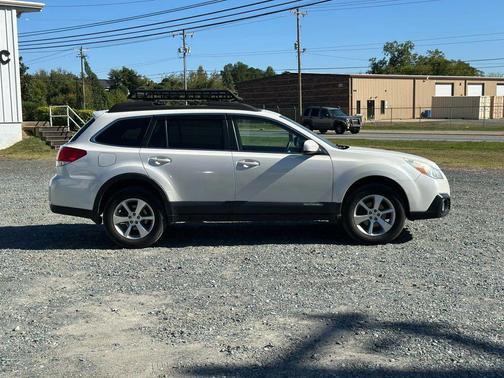 2014 Subaru Outback 2.5i Limited
