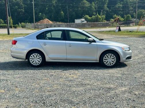 2014 Volkswagen Jetta Auto SE