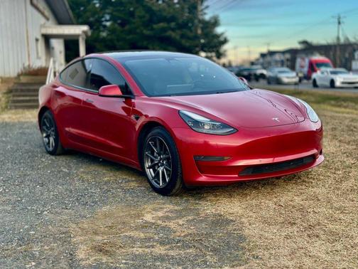 2021 Tesla Model 3 Standard Range Plus