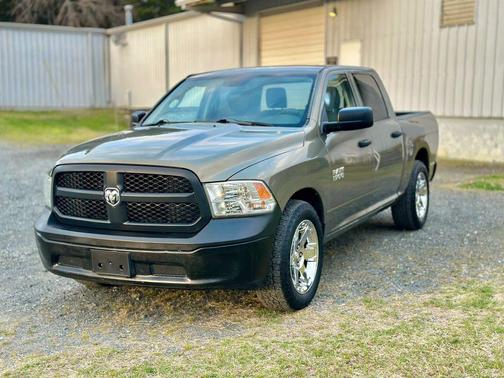 Bronze 2014 RAM 1500 Tradesman