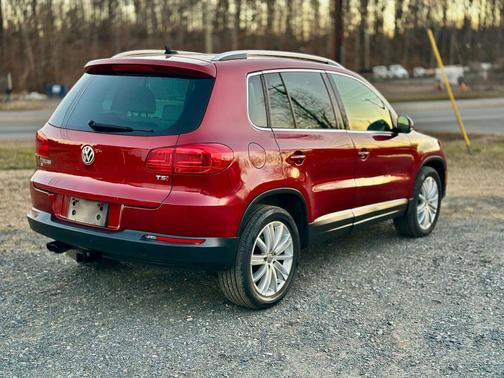 2016 Volkswagen Tiguan SE