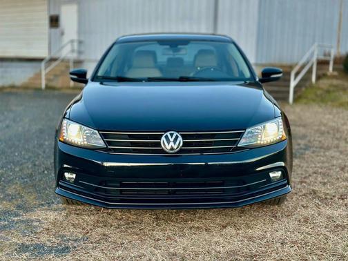 2016 Volkswagen Jetta 1.8T SEL