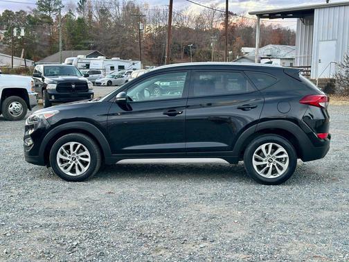 2017 Hyundai TUCSON SE Plus