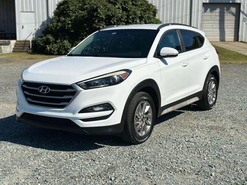 2017 Hyundai TUCSON SE Plus