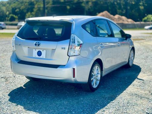 2012 Toyota Prius v Two