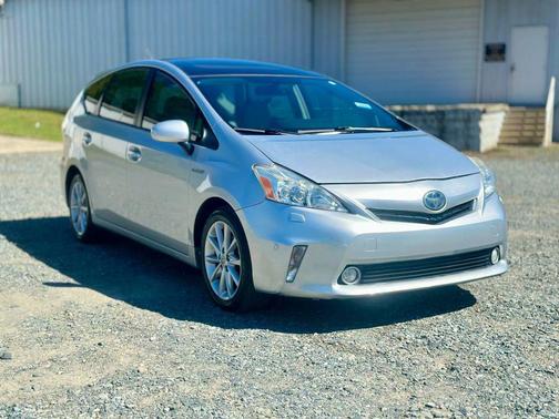 2012 Toyota Prius v Two