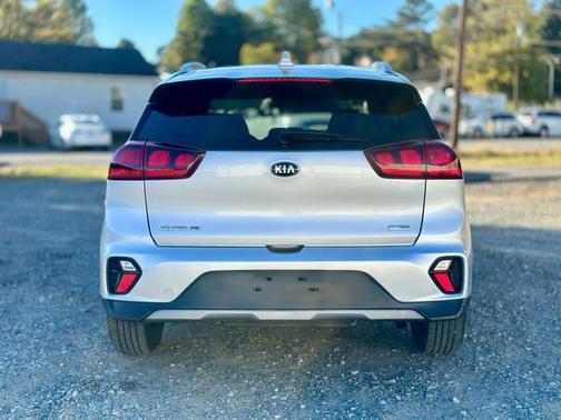 2020 Kia Niro LX