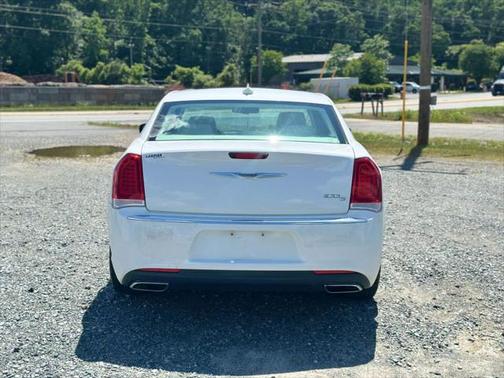2015 Chrysler 300C Base