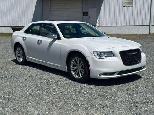 2015 Chrysler 300C Base