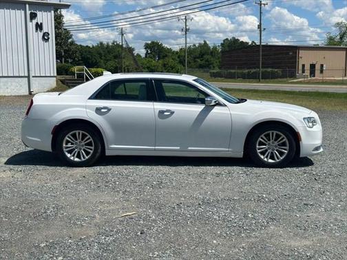 2015 Chrysler 300C Base
