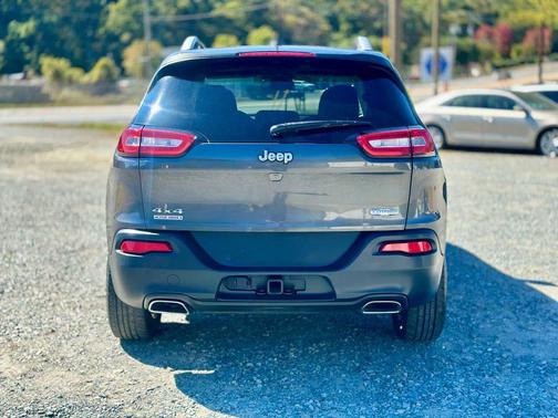 2015 Jeep Cherokee Sport
