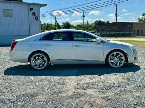 2013 Cadillac XTS Platinum