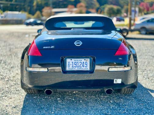 2004 Nissan 350Z Touring