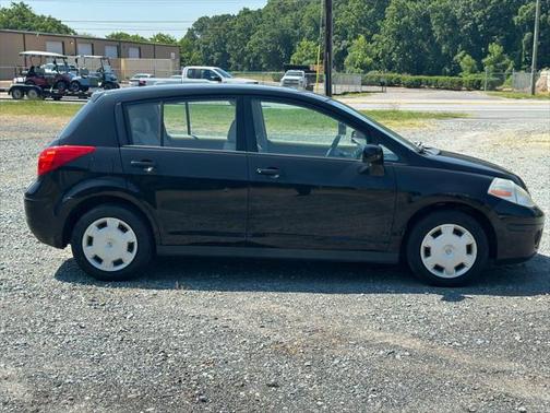 2009 Nissan Versa 1.8 S