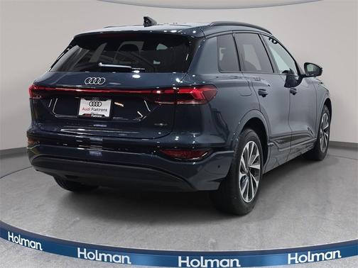 2025 Audi Q6 e-tron Premium