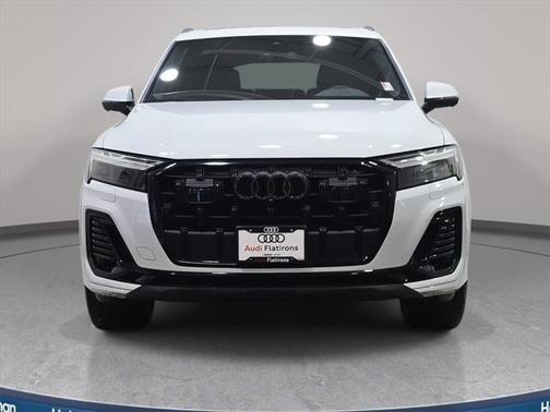 2025 Audi Q7 Premium Plus 45 TFSI quattro Tiptronic