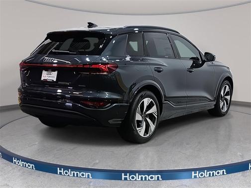 2025 Audi Q6 e-tron Premium