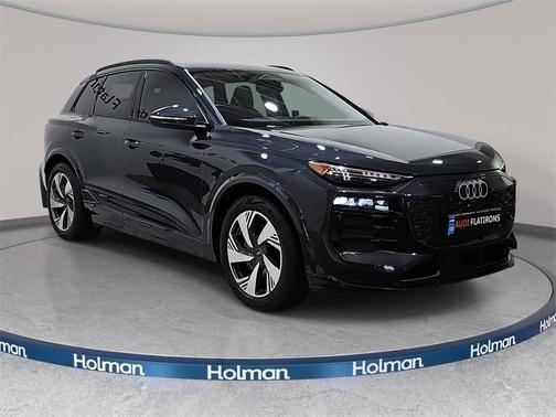 2025 Audi Q6 e-tron Premium