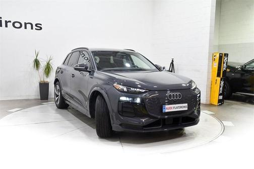2025 Audi Q6 e-tron Premium