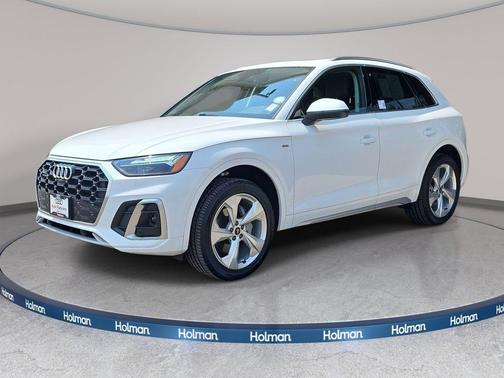 Ibis White 2023 Audi Q5 45 S line quattro Premium