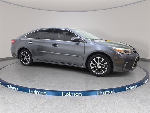 2017 Toyota Avalon XLE