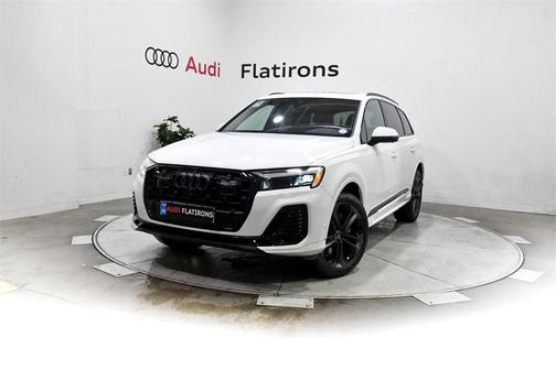 2025 Audi Q7 55 Premium Plus
