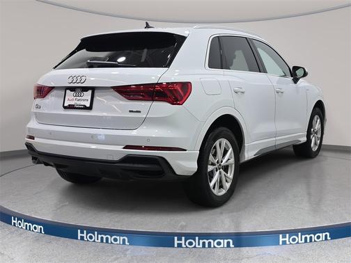2024 Audi Q3 45 S line Premium