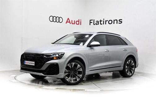2025 Audi Q8 55 Premium