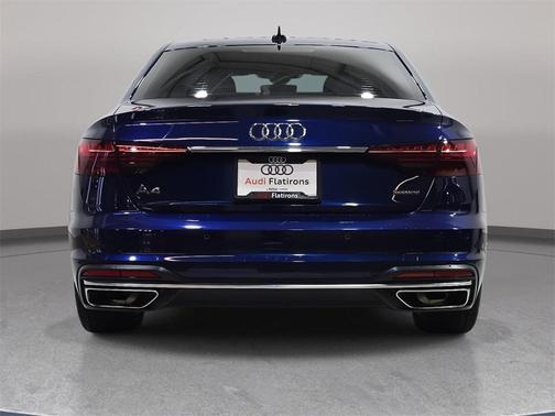 2022 Audi A4 45 S line Prestige