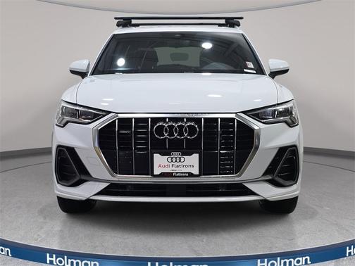 2022 Audi Q3 45 S line Premium