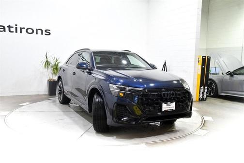 2025 Audi Q8 55 Premium