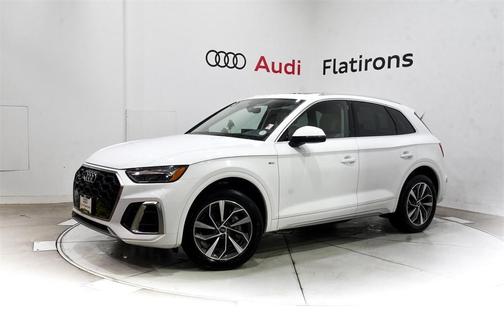2022 Audi Q5 45 S line Premium Plus