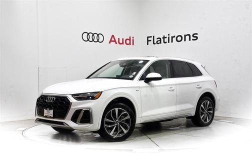 2022 Audi Q5 45 S line Premium Plus