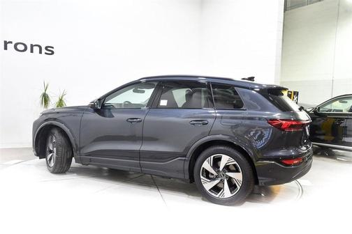 2025 Audi Q6 e-tron Premium