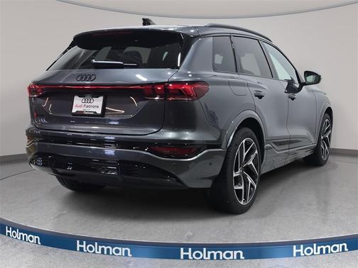 2025 Audi SQ6 e-tron Premium