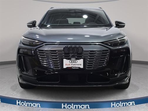 2025 Audi SQ6 e-tron Premium