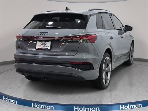 2025 Audi Q4 e-tron 55 quattro Premium